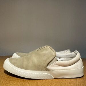 MAISON MARGIELA
Hurricane Two-tone Suede Sneakers In White
